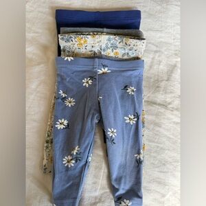 Quince baby organic cotton leggings 6-9 month. Floral and blues. Some never worn